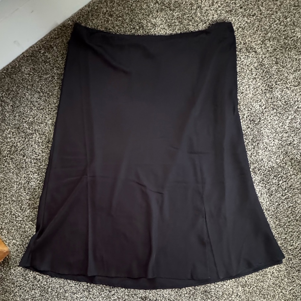 Time and Tru Black Midi A-Line Slip Skirt